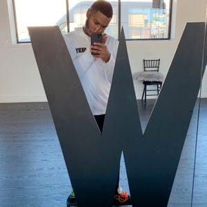 Meet your Posher, Wayne